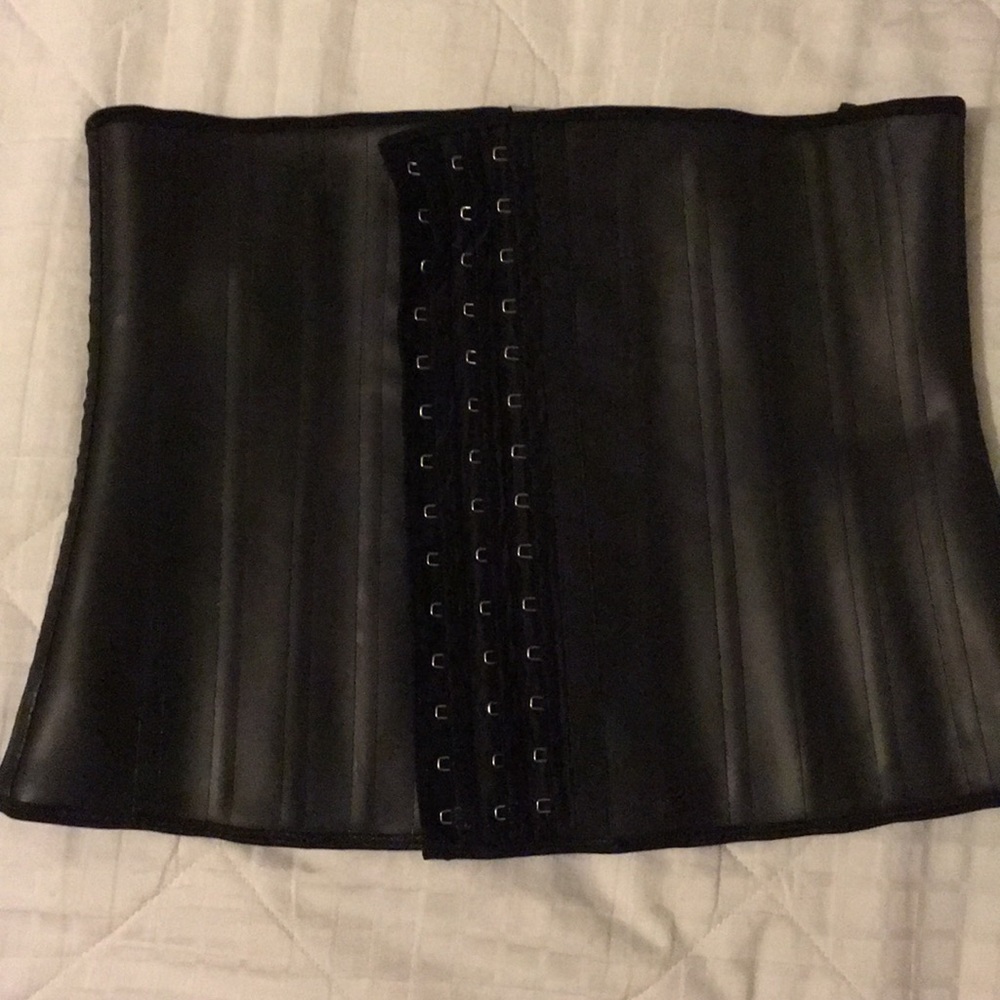 Waist Trainer